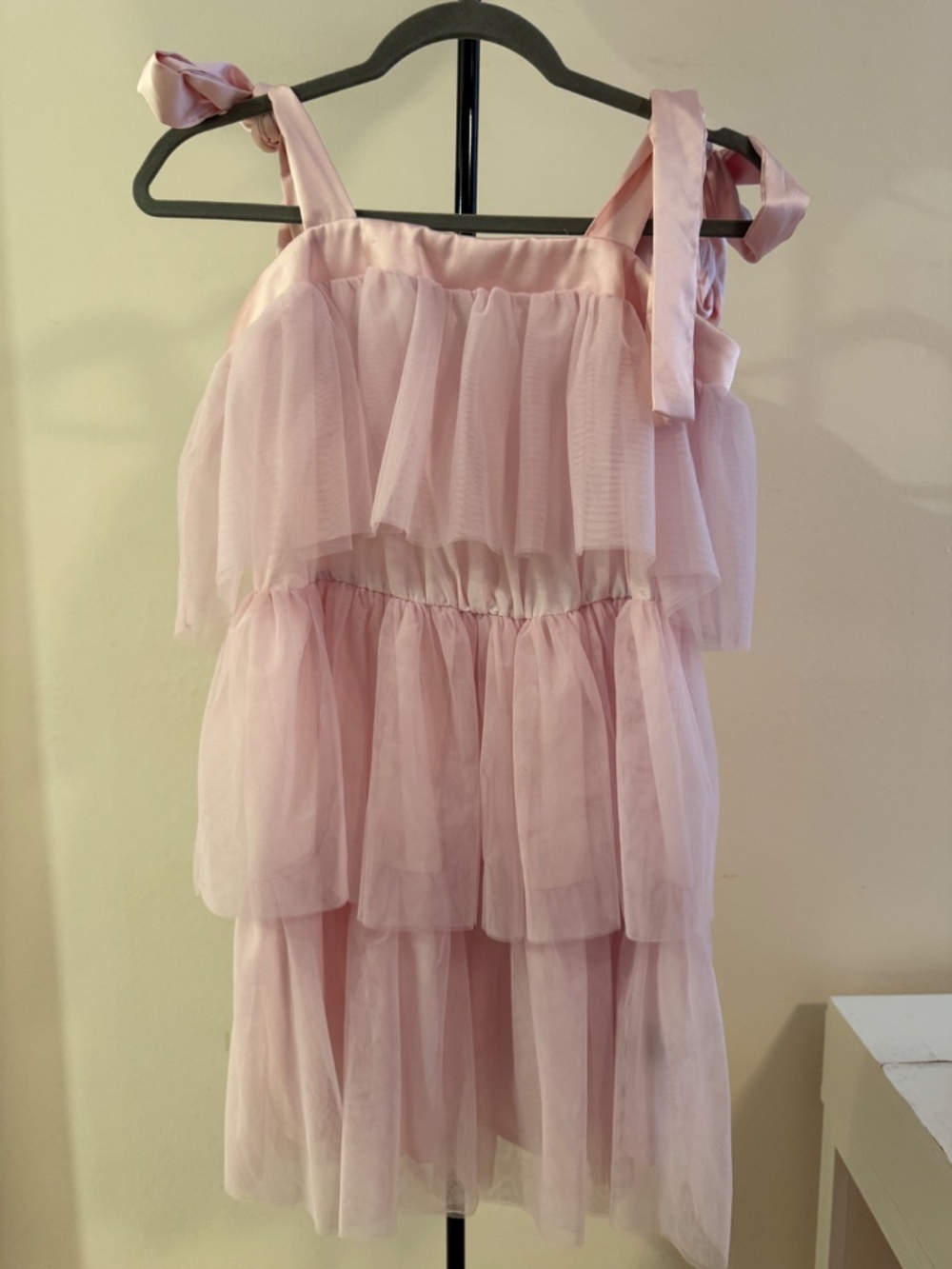 CIDER -  MESH U-NECKLINE TIERED BOWKNOT MINI DRESS